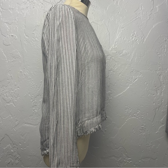 Cloth & Stone Raw Hem Lace Up Back Striped Top Size XS - Picture 3 of 7